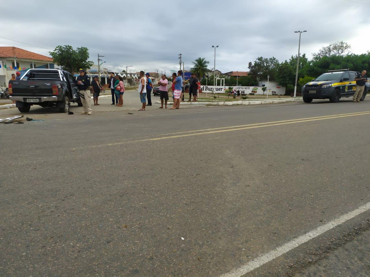 Colisão entre camionete e moto deixa um morto na BR-020 em Tauá